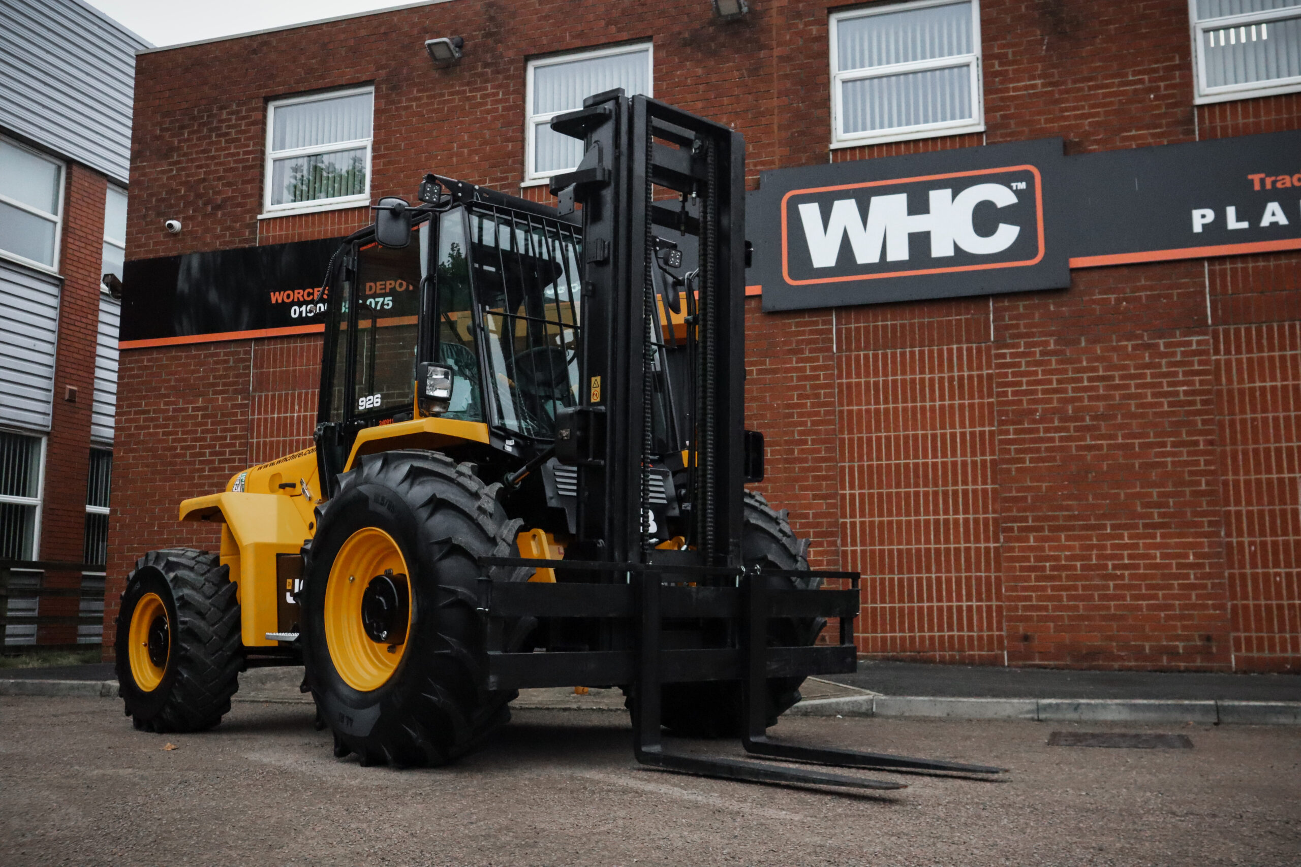 Rough Terrain Forklift (JCB 926-4) Image