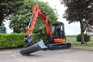 6T tilt bucket