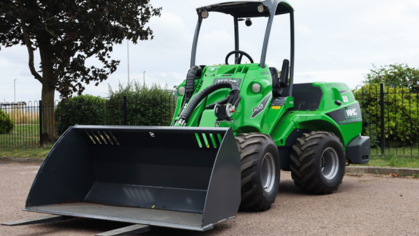 WHC Introduces Multi-Function Compact Loaders From Avant Into The Fleet Image